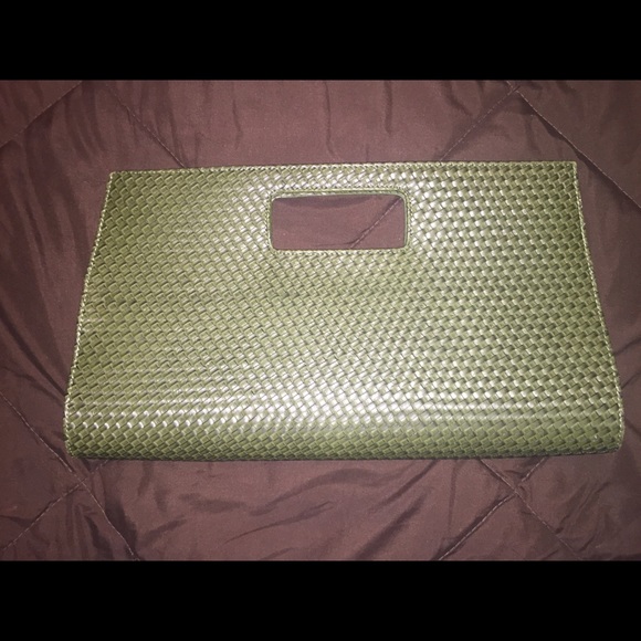 Basket Woven Olive Green Clutch - Picture 1 of 2
